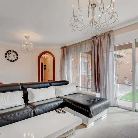 Luxury In Cristianos Villa *